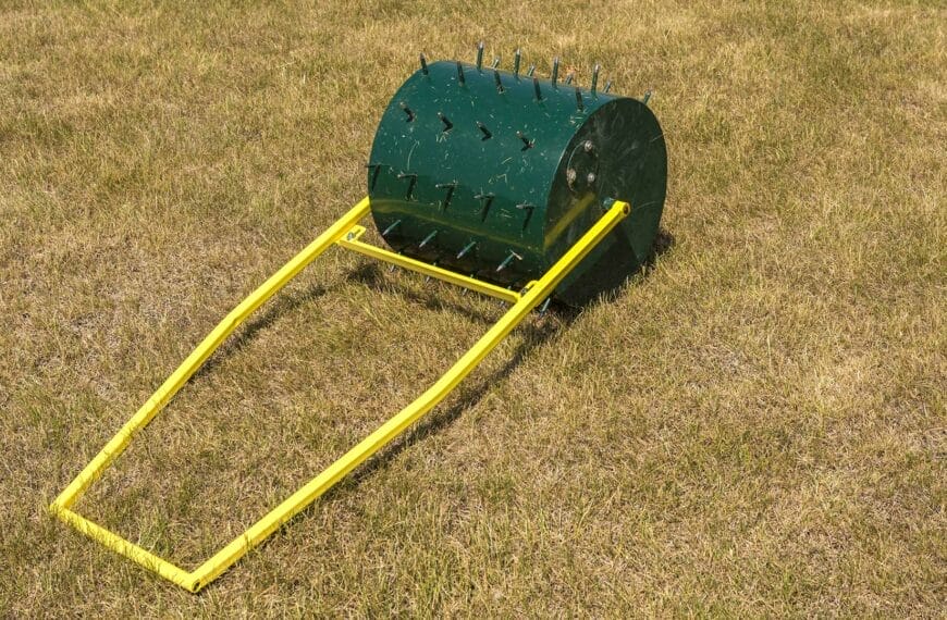 Aerator for grass tennis courts